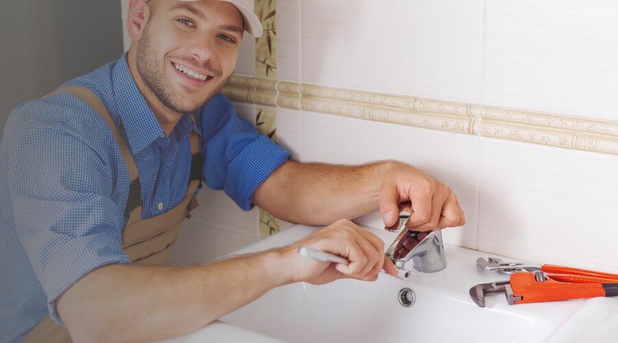 Handle or spout repair in Cairo, IL
